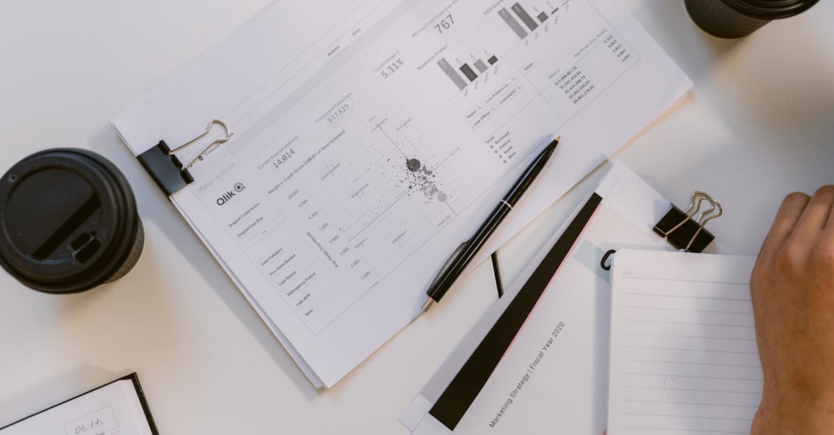 Memahami Peran Penting Analisis Data dan AI dalam Memajukan Bisnis Modern