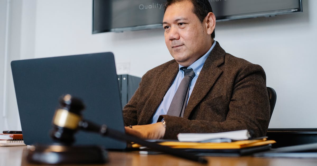Pentingnya Regulasi Digital dalam Menjaga Keamanan Bisnis Modern