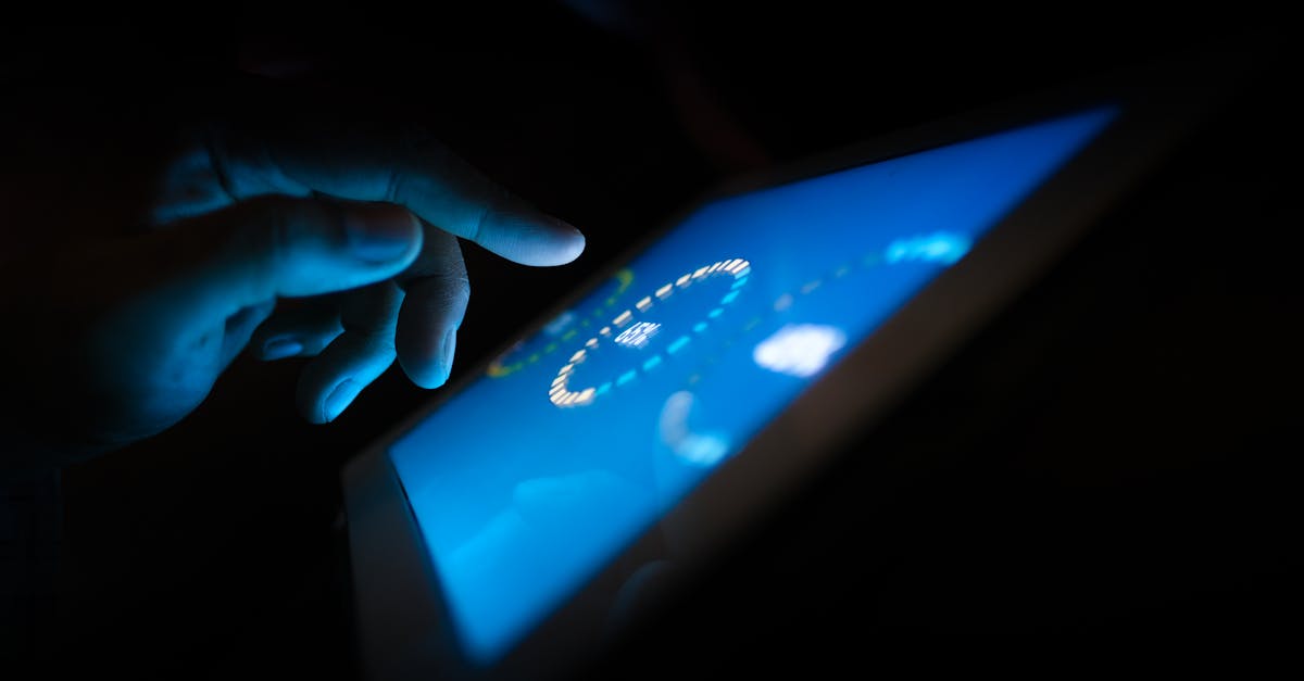 Memanfaatkan Teknologi Cloud untuk Meningkatkan Efisiensi Bisnis Modern