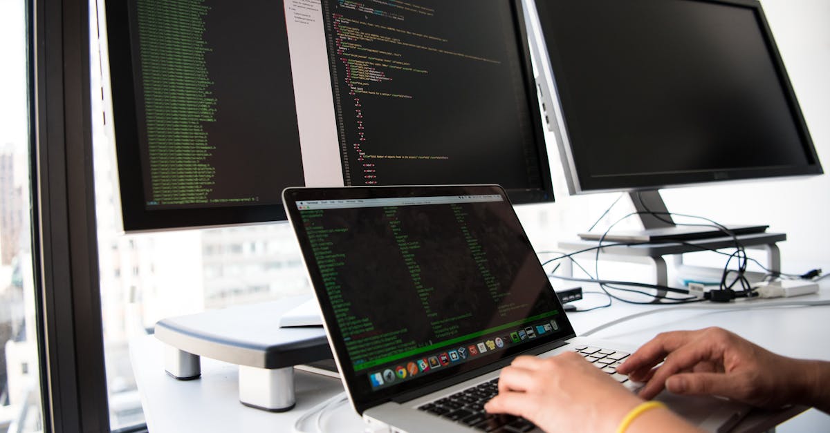 Bagaimana Teknologi Cloud Computing Membantu Bisnis Kecil Berkembang Pesat