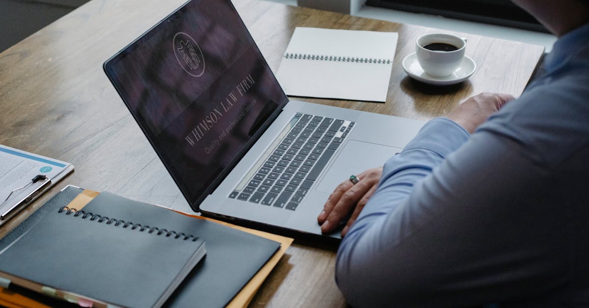 Mengapa Bisnis Digital Pemula Wajib Memahami Regulasi Perlindungan Data?