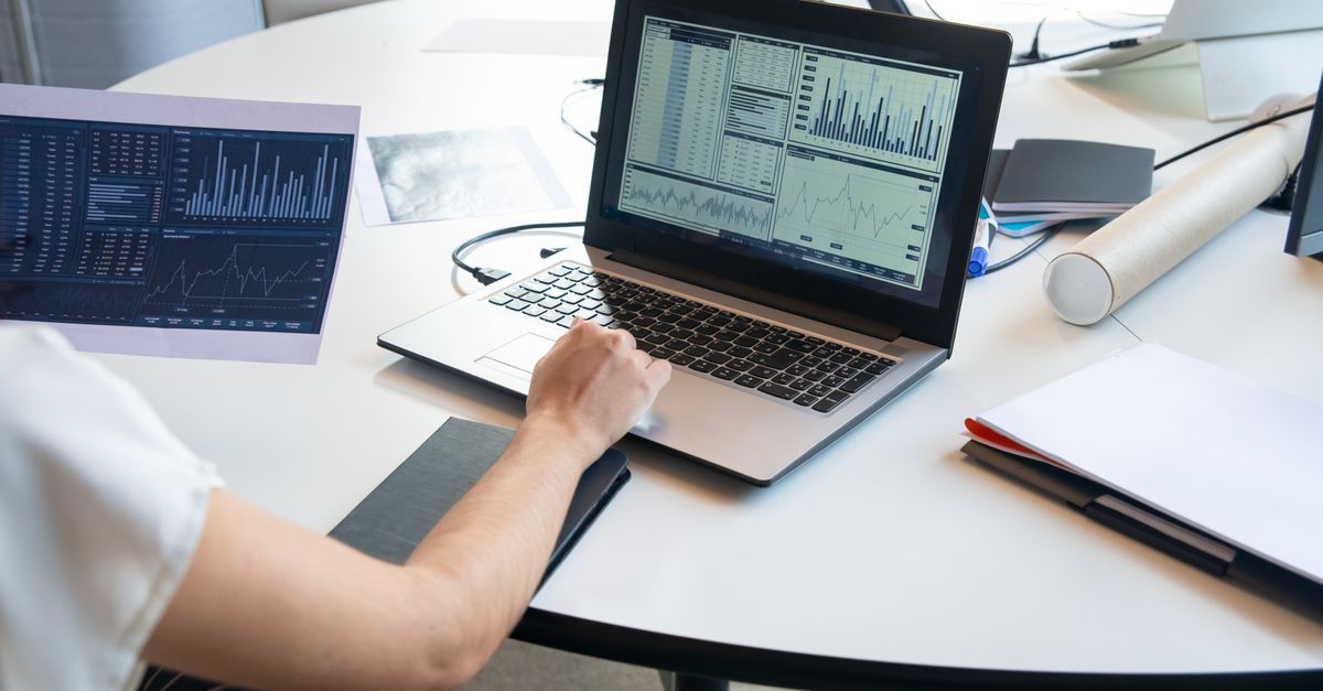 Cara Mudah Bisnis Kecil Berkembang dengan Analisis Data dan AI