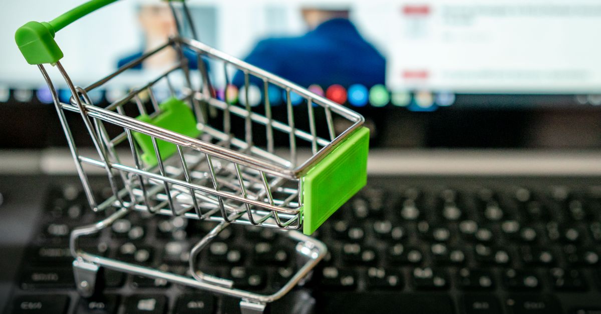 Cerdas Belanja Online: Kenali Klaim Palsu, Dukung Produk Lokal, dan Amankan Data